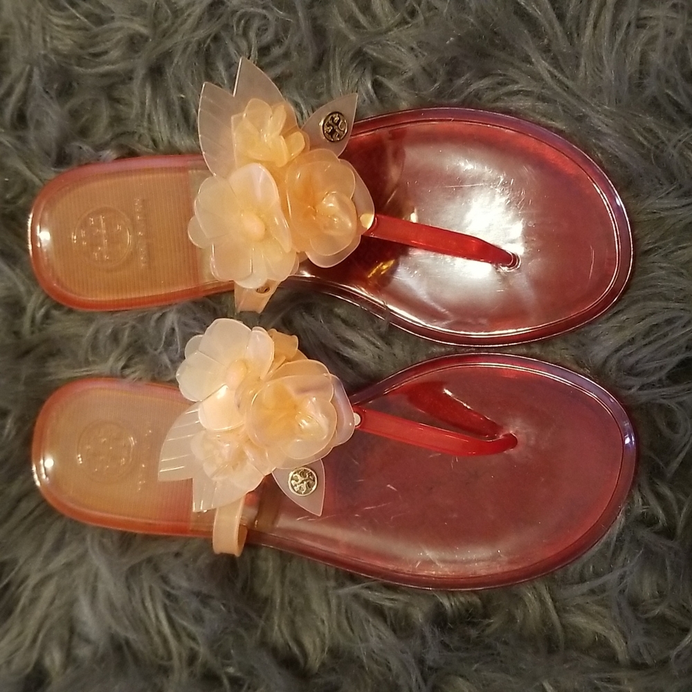 OPEN TO OFFERS Preloved Tory Burch blossom
